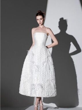 CICI White Strapless Embroidered Midi Wedding Dress